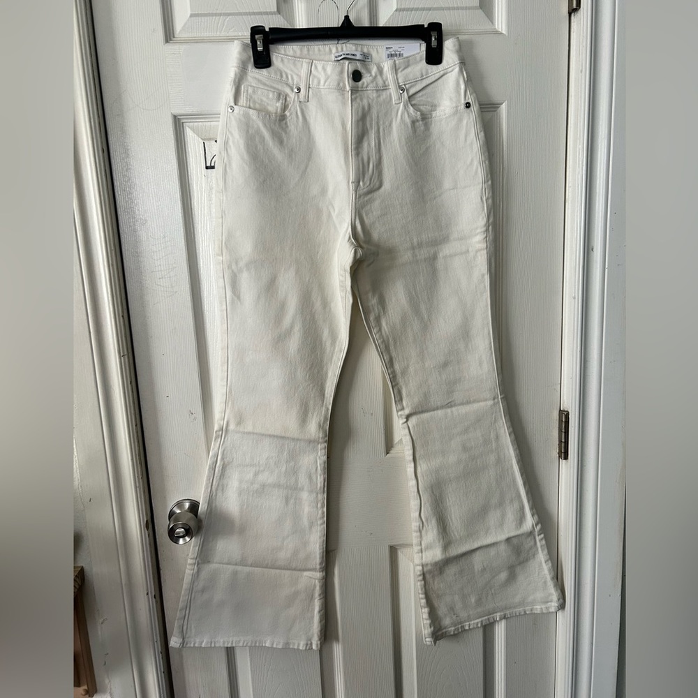 High Rise Flare Jeans - Picture 2 of 5